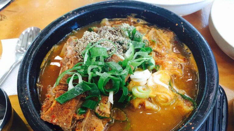 food, bone haejangguk, gamjatang, ttukbaegi, spine, haejangguk, delicious, dining, cooking, republic of korea, restaurant, haejang, hot, soup, delicious food, gamjatang, soup, soup, soup, soup, soup